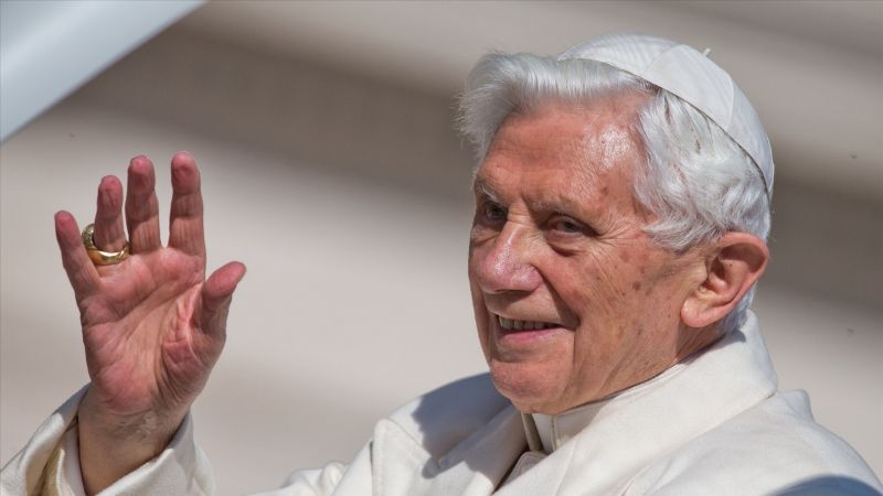 Muere Benedicto XVI, el primer Papa Emérito