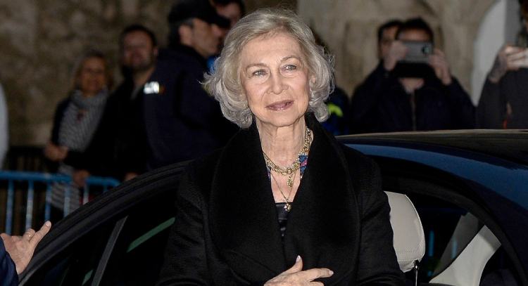 La Reina Sofía encargándose del peor trabajo después del fallecimiento Constantino de Grecia