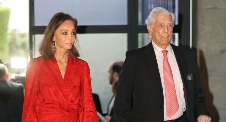 El secreto de Isabel Preysler que la familia de Mario Vargas Llosa debe ocultar