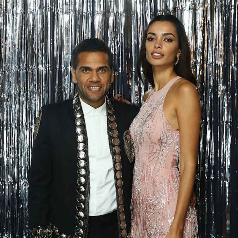 Dani Alves y Joana Sanz