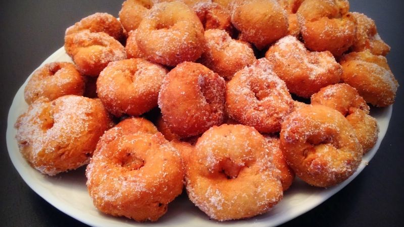 Descubre el secreto de la receta de buñuelos del Ampurdán que no pueden faltar en Semana Santa