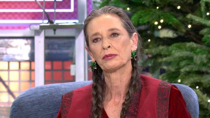Las dos personas que marcan el pasado y el destino de Paola Dominguín