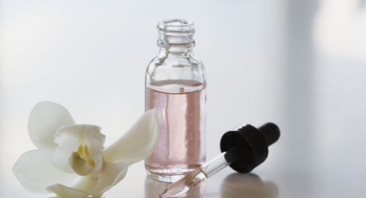 6 perfumes atemporales, un clásico en mujeres de más de 50 años